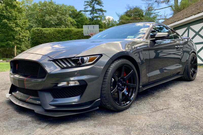 2018 Ford Mustang Shelby GT350R auction - Cars & Bids