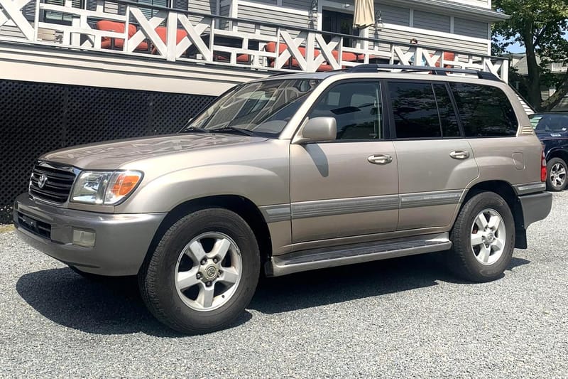 2004 Toyota Land Cruiser for Sale - Cars & Bids