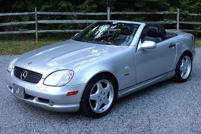 未開封Mercedes-Benz SLK 230 Kompressor 1/18 未開封Mercedes-Benz SLK 230 Kompressor 1/18