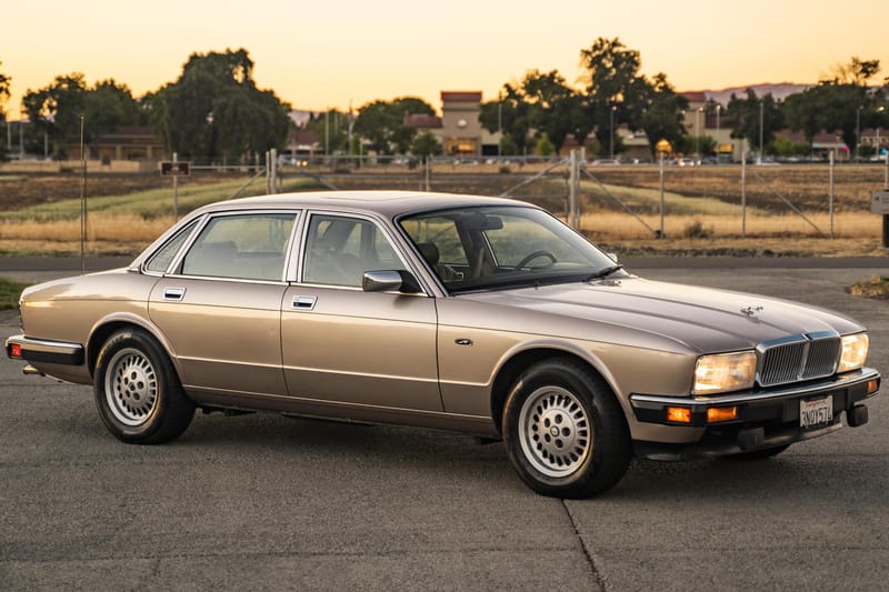 ジャガー XJ6 Sovereign 1992 Jaguar XJ6 Sovereign auction - Cars & Bids