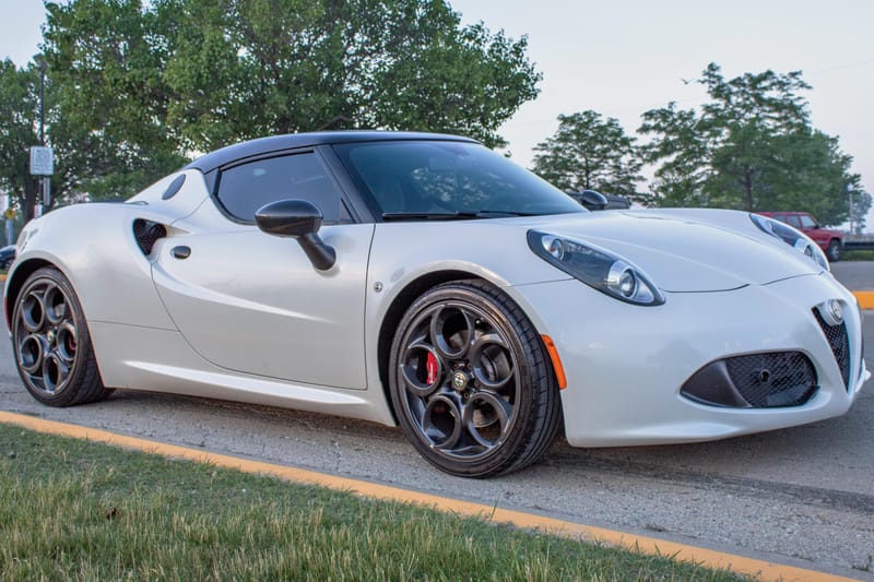 2016 Alfa Romeo 4C auction - Cars & Bids