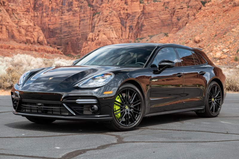 2018 Porsche Panamera Turbo S E-Hybrid Sport Turismo