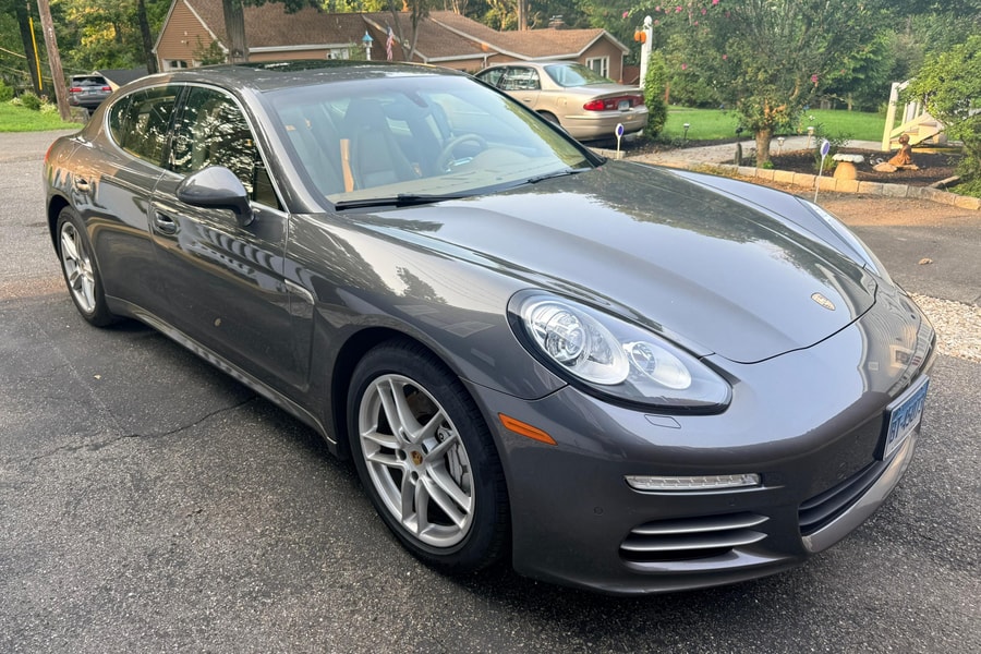 2014 Porsche Panamera 4S