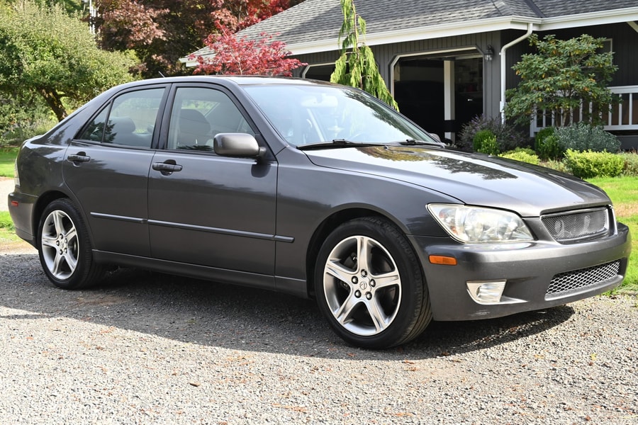 2002 Lexus IS 300