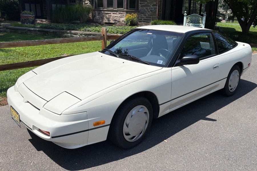 1990 Nissan 240SX SE
