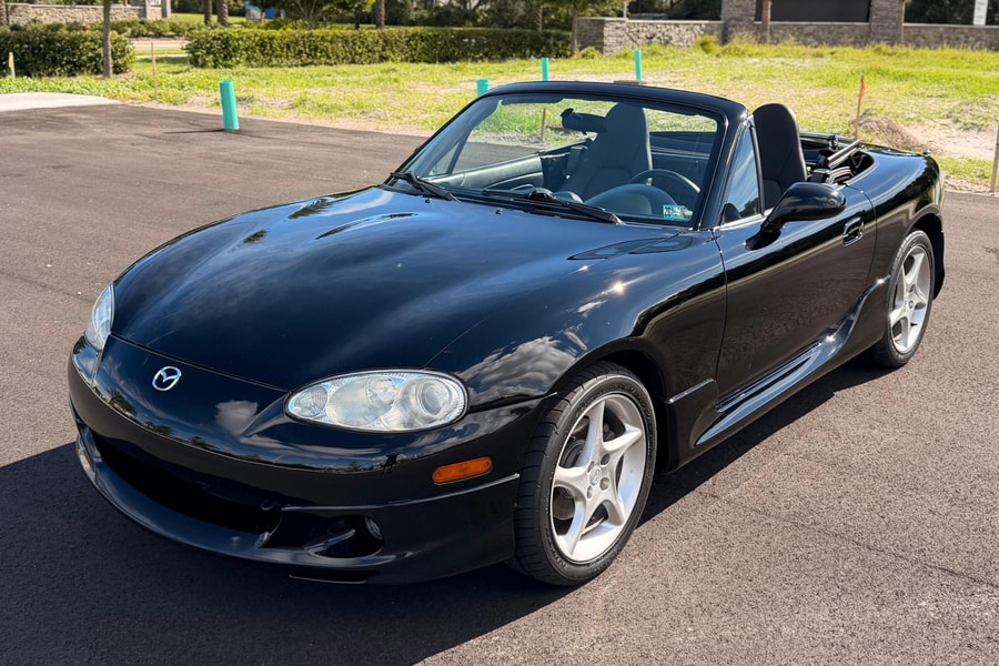 2003 Mazda MX-5 Miata LS