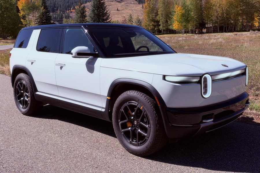 2027 Rivian R2 Performance AWD